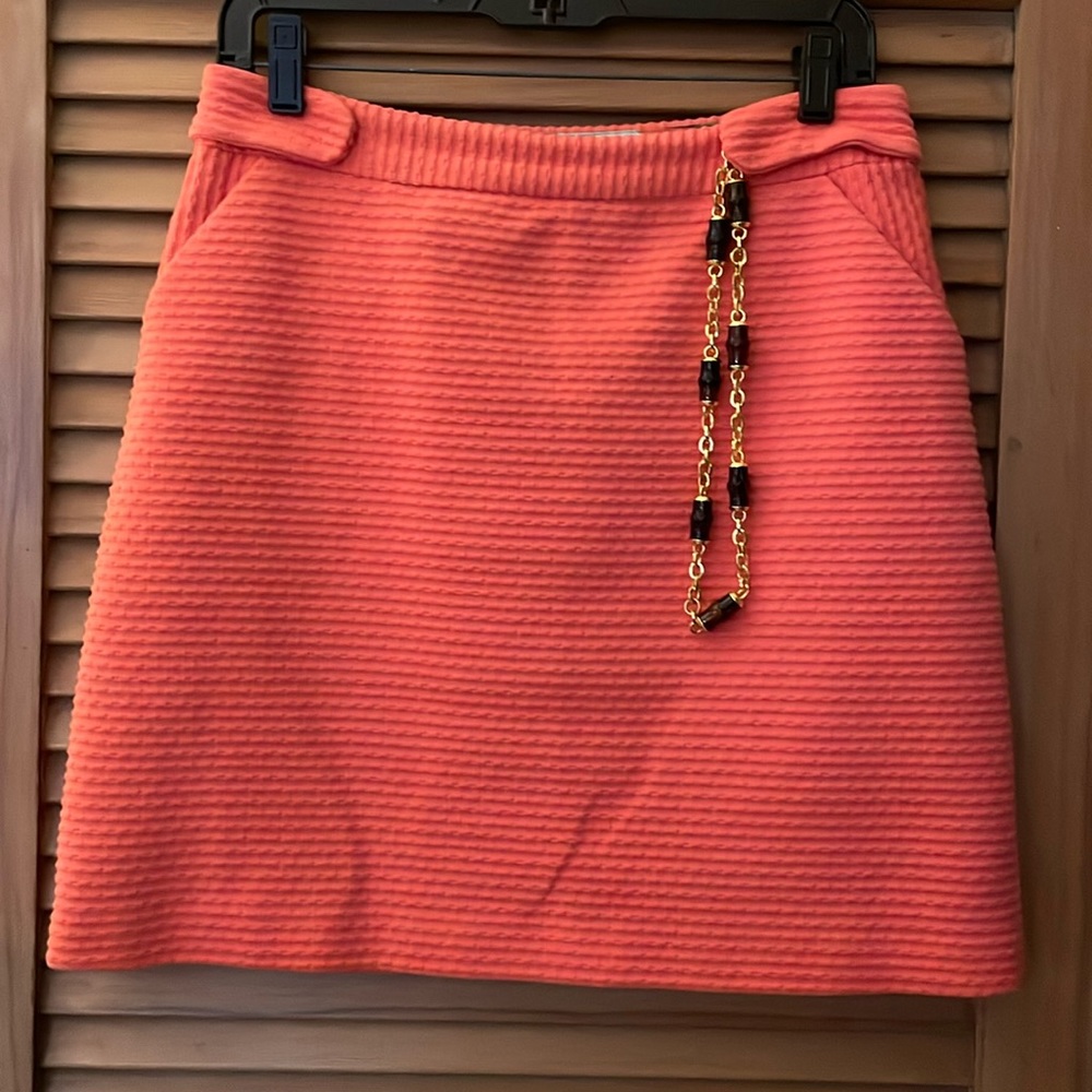 Ladies fashion skirt, super cute